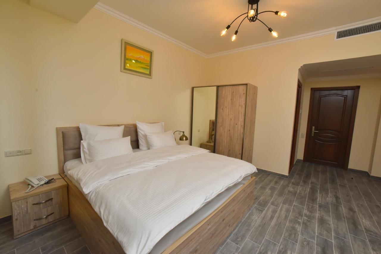 Altunyan Hotel Jerevan Eksteriør billede
