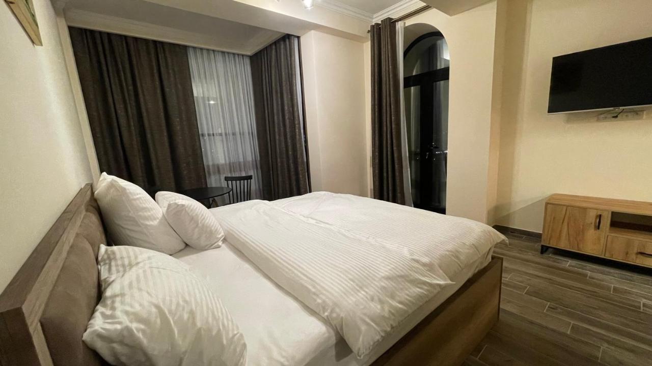 Altunyan Hotel Jerevan Eksteriør billede